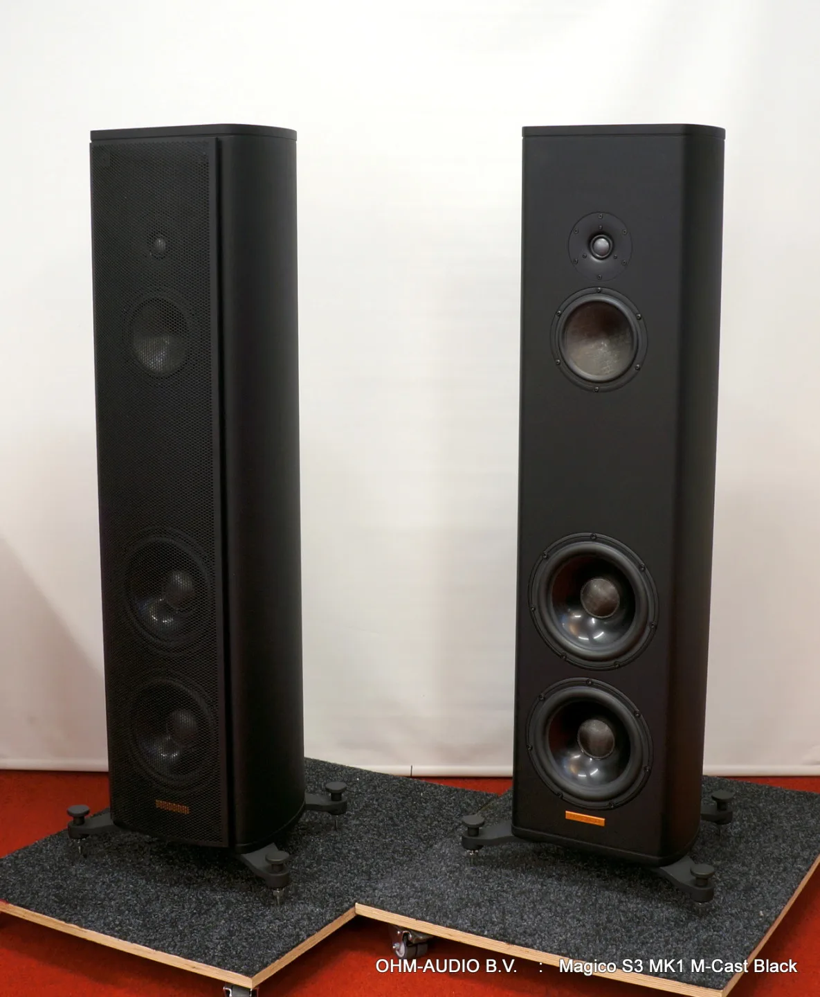 Magico S3 MK1, M-Cast Black, Like New, Including Original Packaging : SOLD