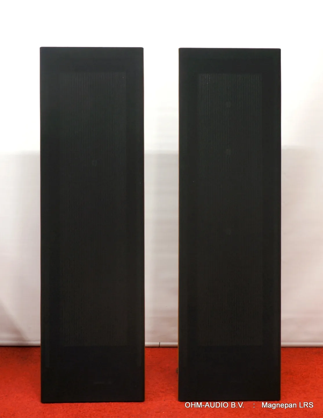 Magnepan LRS, Very Young Second-hand Set, Black Cloth/Black Frames, Like New : Sold