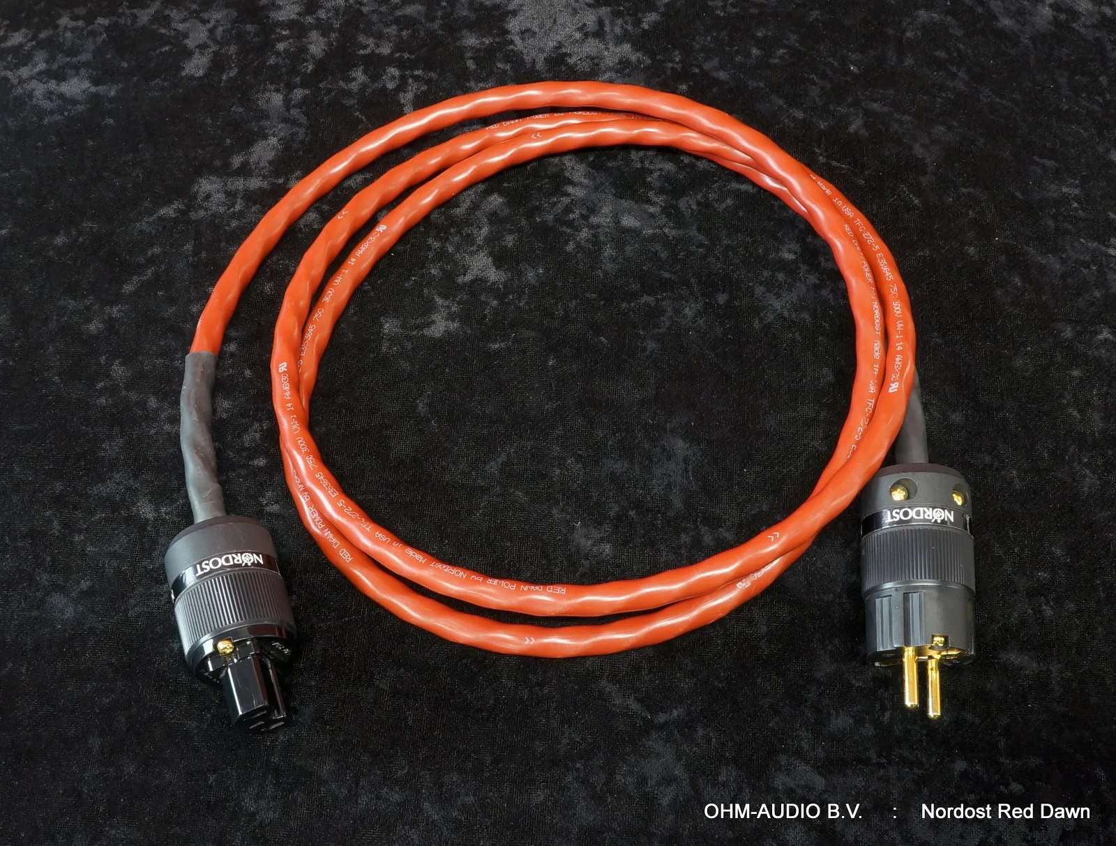 Nordost Red Dawn Netzkabel, 2,0 Meter, Inklusive Originalverpackung : AUSVERKAUFT
