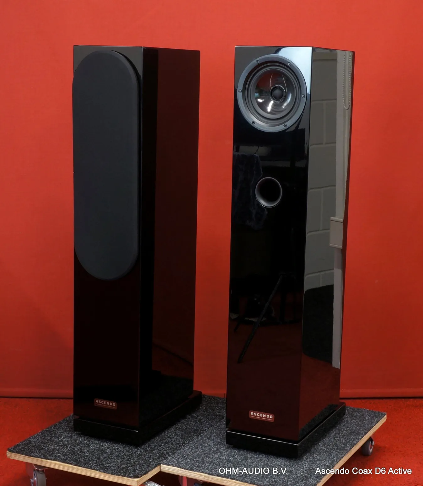 Ascendo Coax D6 Active, High Gloss Black, Active 2-Way Coaxial Speaker Set