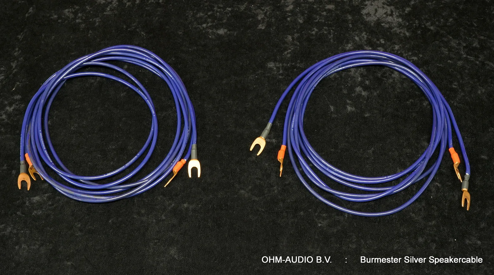 Burmester Silver Loudspeaker Cable, 2.5 Meter, Spades > Spades, Including Original Case : SOLD