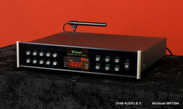 McIntosh MR7084 FM/AM Tuner, McIntosh Legacy Product, Neuzustand, Inklusive Anleitung : VERKAUFT