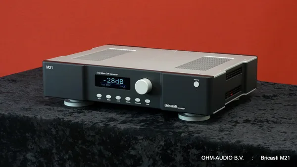 Bricasti M21 2024 Version with New Display, Triple DAC, Dual Mono DA Converter / Streamer / Pre Amp
