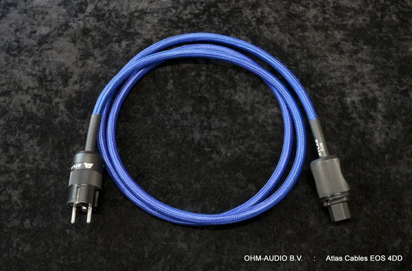 Câble Atlas Cables EOS 4DD, Cordon d'alimentation haut de gamme, 2.0 Mètre : VENDU