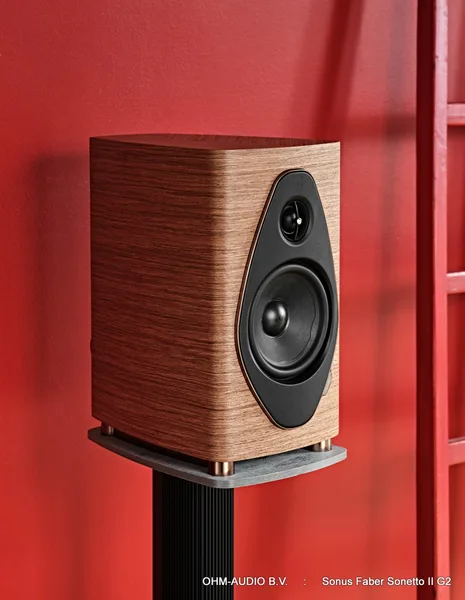 Sonus Faber Sonetto II (2) G2, Standmount Speaker, Available in Walnut / Wenge / Piano Black