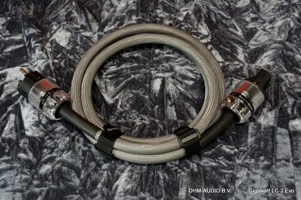 Gigawatt LC-2 EVO Top Line Stromkabel, 2,0 Meter, Originalverpackung : DEMO