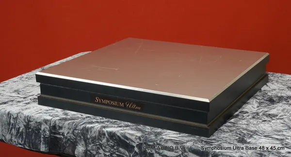 Symposium Ultra Platform 48 x 45 Centimeter, Original Packaging, Condition : SOLD