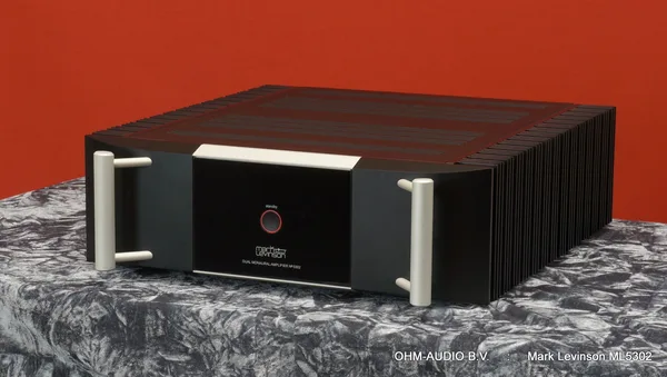 Mark Levinson 5302, Amplificateur Haute Fidélité, 2x270 Watts, État Parfait, Emballage d'Origine, Occasion