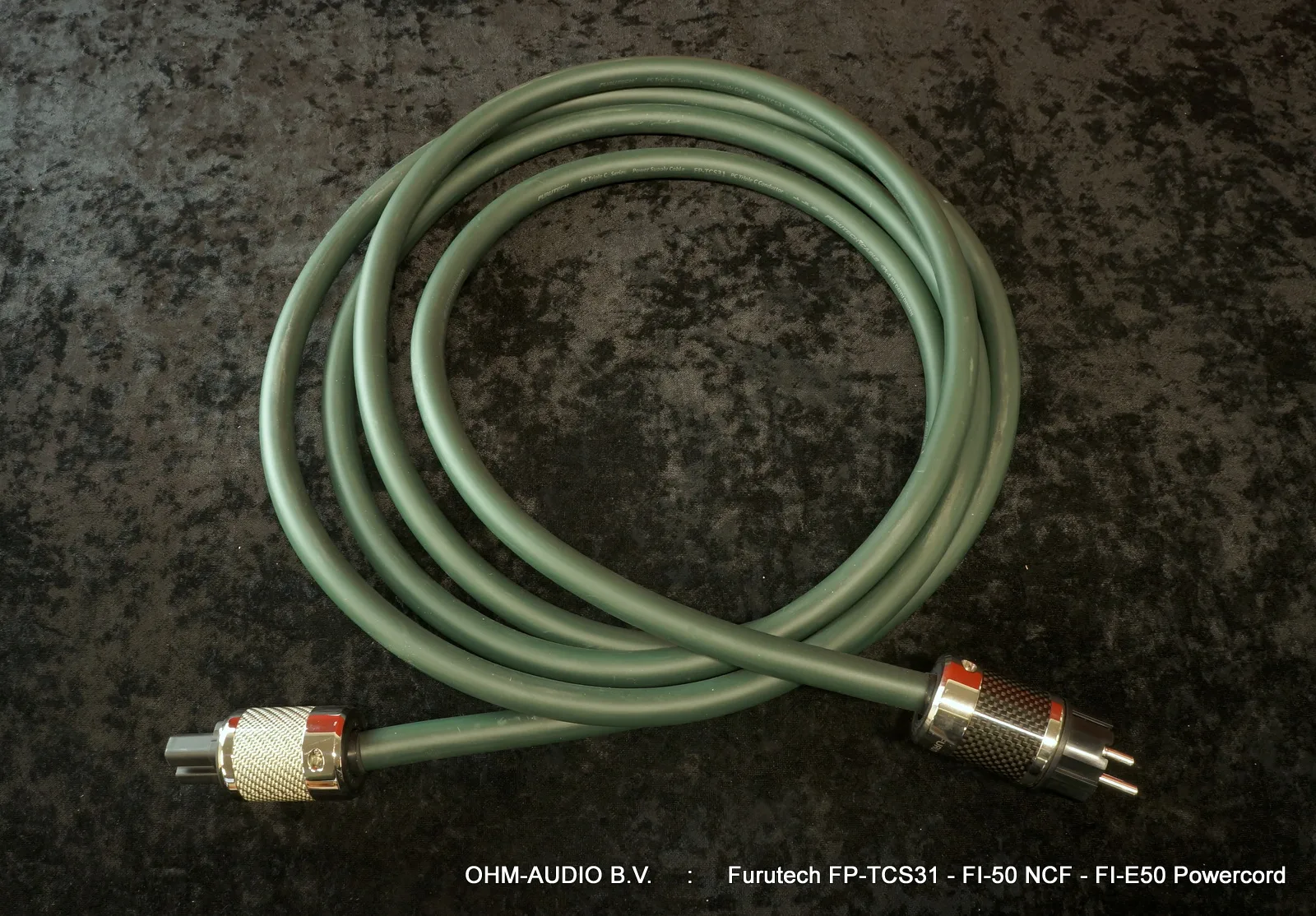 Furutech FP-TCS31 Cordon d'alimentation, 4,0 mètres, connecteurs Furutech FI-50 NCF et FI-E50 : VENDU