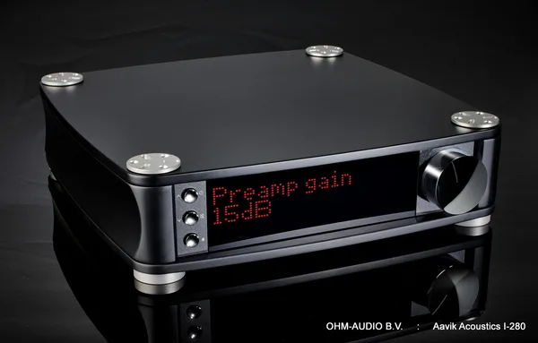 Aavik I-280 2 x 300 Watt Geïntegreerde Versterker, Nieuw in Doos : SALE