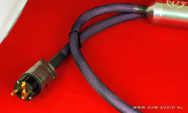 Harmonic Technology Magic Reference II SE Powercord, 2 Mètre : VENDU