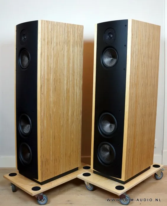 Magico V3 in perfect condition: SOLD to the Netherlands