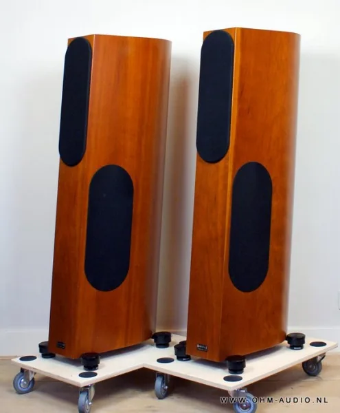 Audio Physic Scorpio II + VCF II voetjes : SOLD to Germany