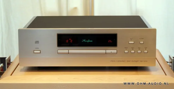 Accuphase DP-500 Lecteur de Disque Compact / Convertisseur DA : VENDU en Italie