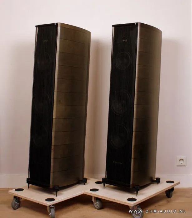Sonus Faber Cremona Graphite : Sold to the Netherlands