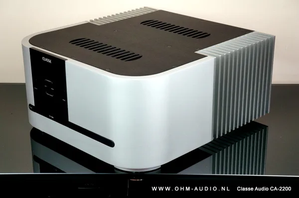 Classe Audio CA-2200 Leistungsverstärker: VERKAUFT in die Niederlande
