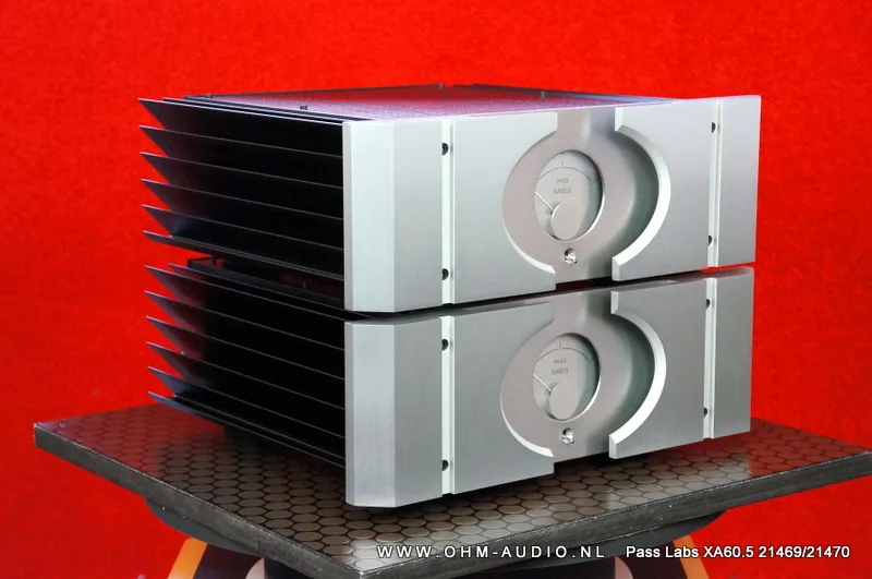 Pass Labs XA-60.5 Class A Mono Block Amplifiers : SOLD to the Netherlands