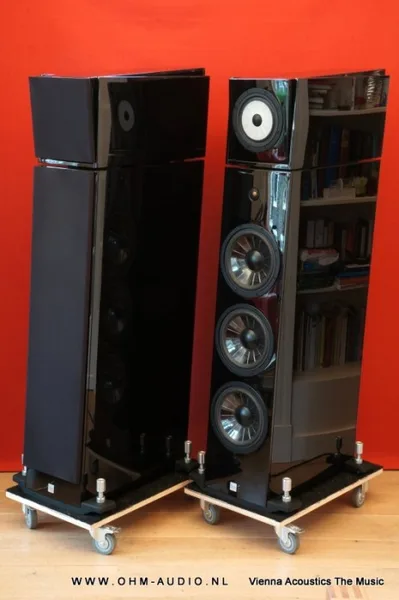 Vienna Acoustics : The Music Piano Black : SOLD to Germany