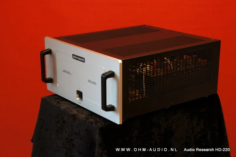 Audio Research HD-220 : VENDU aux Pays-Bas