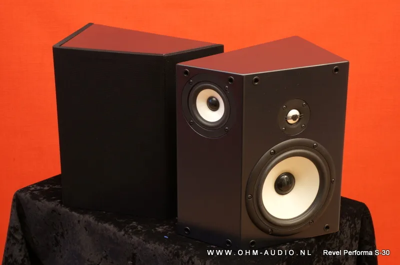 Revel Performa S-30 Monitor : SOLD to the Netherlands