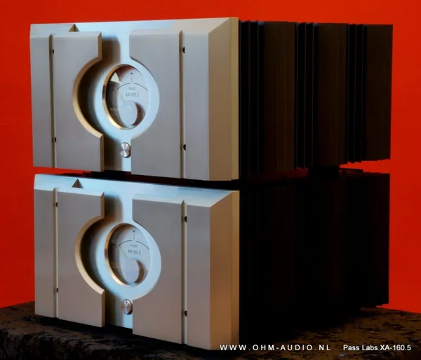 Amplificateurs Monoblock Pass Labs XA-160.5 Full Class A : VENDU en Allemagne
