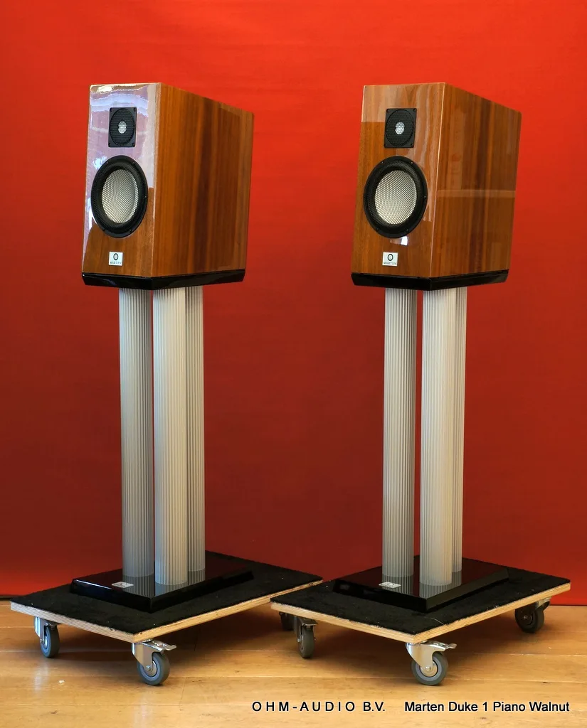 Marten Duke 1 + Stands : VENDU aux Pays-Bas