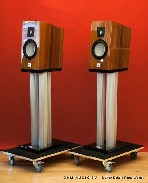 Marten Duke 1 + Stands : VENDU aux Pays-Bas