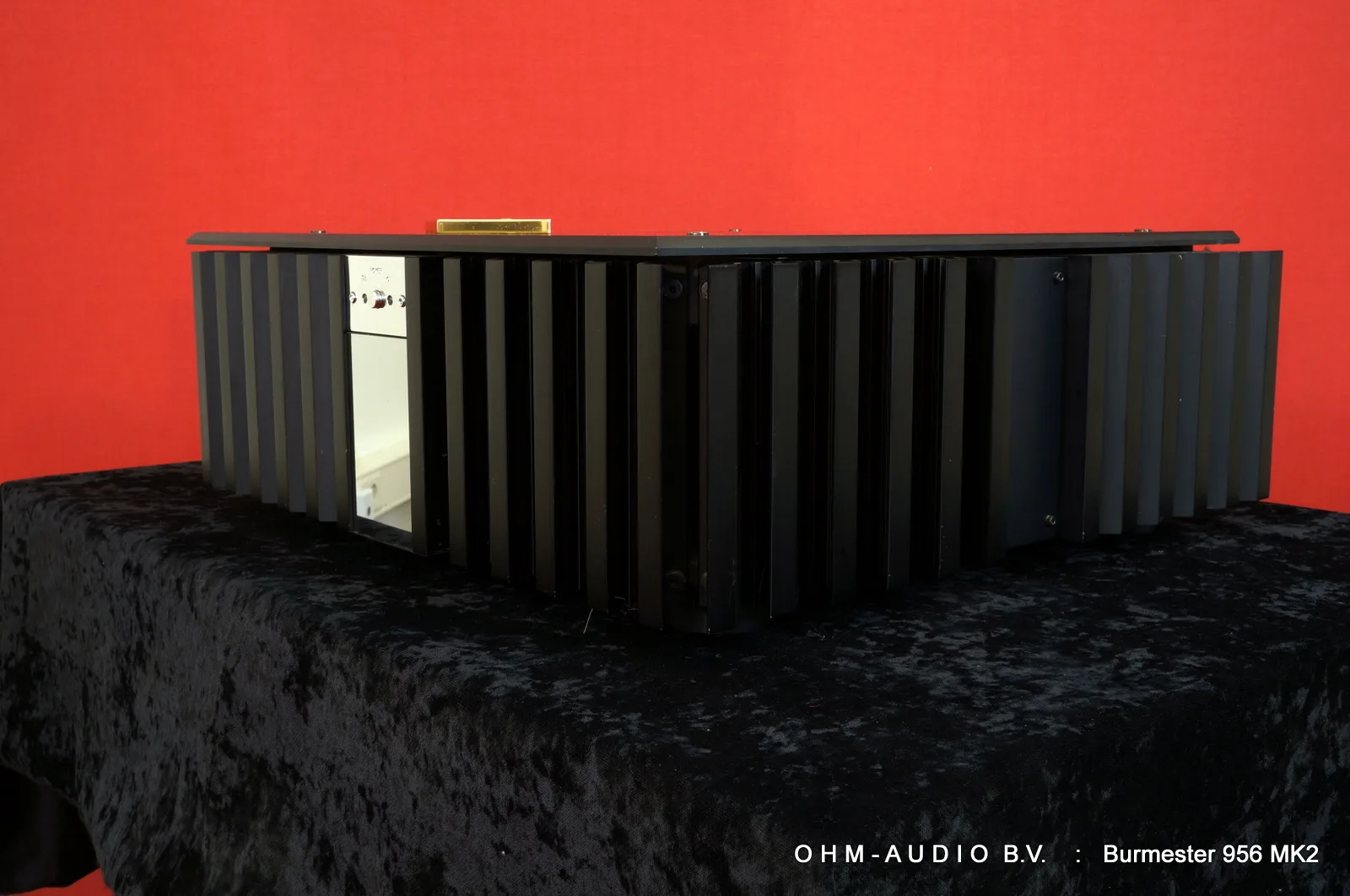 Burmester 956 MK2 Power Amplifier : Sold to Germany