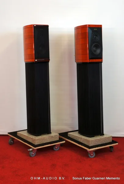Sonus Faber Guarneri Memento in Violin Rosso: SOLD to Romania