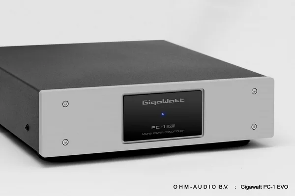 Gigawatt PC-1 Evo Basicline Powerconditioner, inclusief LC-2 MK3+ Powercord : SOLD OUT